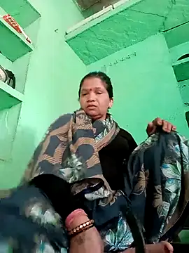 Manavi x online show from 2, 4, 2026