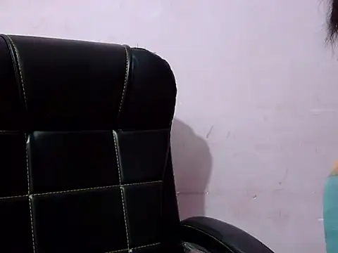 Snapshot of Rooshami_hot01 chatting on 13, 9, 2025 Rooshami hot01 online show from 13, 9, 2025