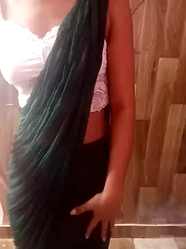 Snapshot of seema_rani68 chatting on 16, 10, 2025 seema rani68 online show from 16, 10, 2025