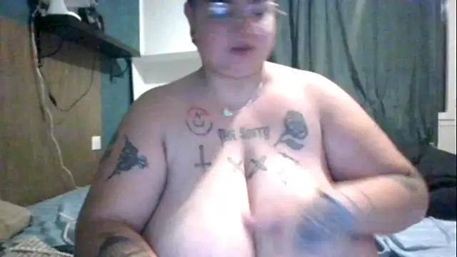 Snapshot of PirateXL chatting on 15, 5, 2026 PirateXL online show from 15, 5, 2026