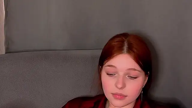 AnnieKim  online show from 15, 4, 2026