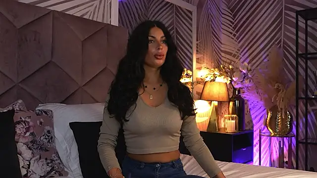 EvaRhea online show from 13, 3, 2026