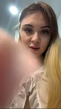 LunaMillie online show from 6, 1, 2026