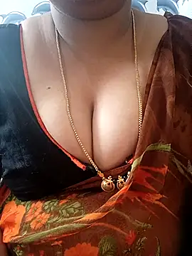 Snapshot of Geetha227 chatting on 1, 5, 2026 Geetha227 online show from 1, 5, 2026