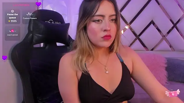 Jenny Wolridge  online show from 27, 10, 2025