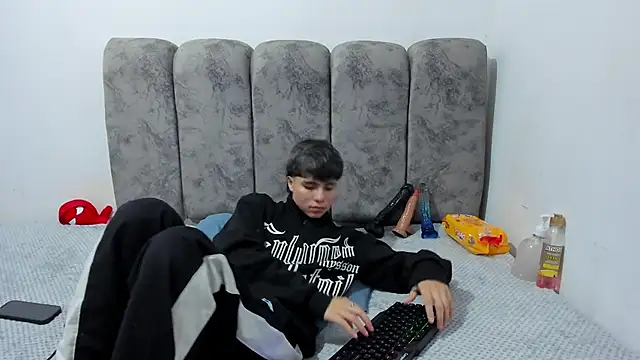 Bruno Cruzz online show from 21, 4, 2026
