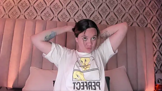 Sky Junne online show from 20, 3, 2026