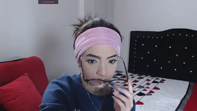 Coraline Playful online show from 29, 9, 2025