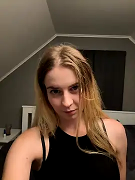 ellieen online show from 11, 10, 2025