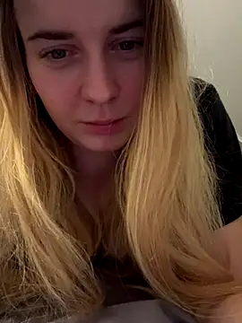 ellieen online show from 28, 10, 2025