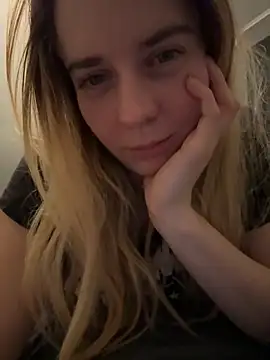 ellieen online show from 21, 11, 2025