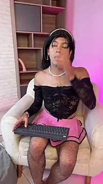 Snapshot of E_R_O_S_ chatting on 13, 4, 2026 E R O S online show from 13, 4, 2026