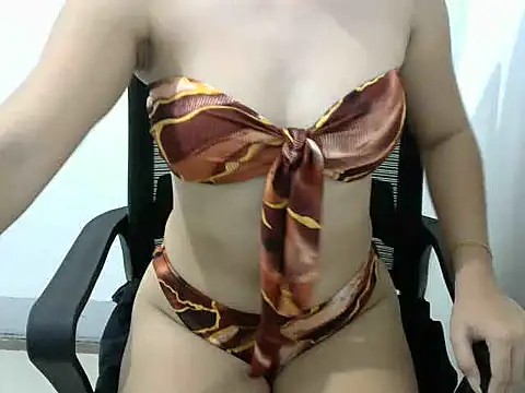 Snapshot of Scarlet_anne18xx chatting on 8, 6, 2026 Scarlet anne18xx online show from 8, 6, 2026