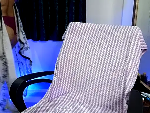 Snapshot of mansi201 chatting on 1, 10, 2025 mansi201 online show from 1, 10, 2025