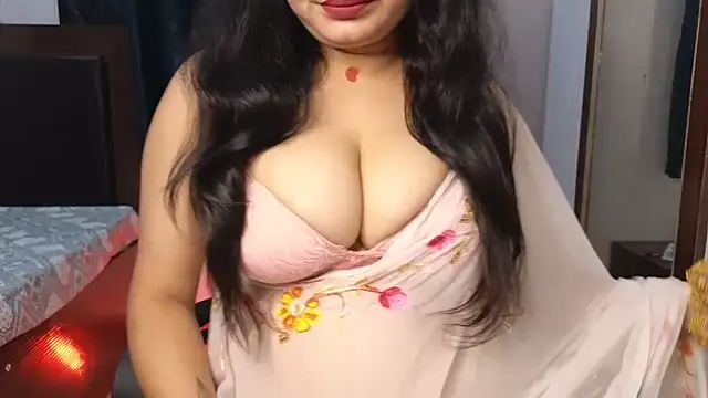 Snapshot of mansi201 chatting on 12, 10, 2025 mansi201 online show from 12, 10, 2025