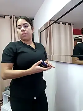 GabyMontenegro online show from 29, 9, 2025