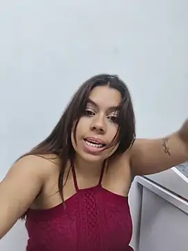 Snapshot of GabyMontenegro chatting on 29, 4, 2026 GabyMontenegro online show from 29, 4, 2026