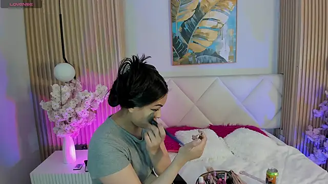 Snapshot of Mila_Hank_ chatting on 3, 4, 2026 Mila Hank online show from 3, 4, 2026