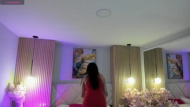 Snapshot of Mila_Hank_ chatting on 8, 4, 2026 Mila Hank online show from 8, 4, 2026