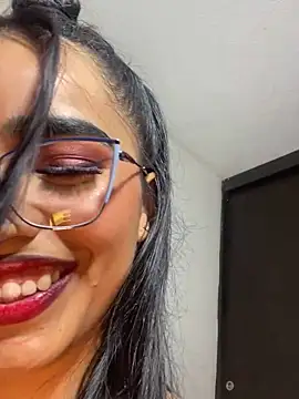 Mia ferrari 1 online show from 14, 10, 2025