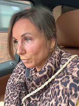 Snapshot of Justnani001 chatting on 13, 9, 2025 Justnani001 online show from 13, 9, 2025