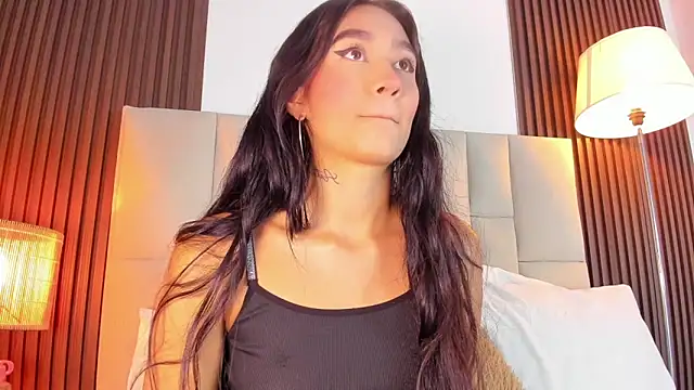 Snapshot of Nicolqueen_ chatting on 12, 5, 2026 Nicolqueen online show from 12, 5, 2026