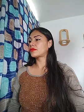 KittyHoleshot87 online show from 10, 2, 2026