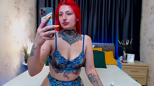 Nina Blum  online show from 18, 9, 2025