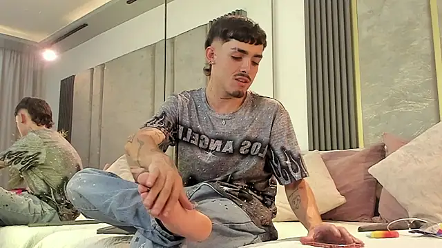 NikoStone  online show from 17, 4, 2026