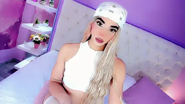 Snapshot of Nauthy_girl chatting on 28, 5, 2026 Nauthy girl online show from 28, 5, 2026