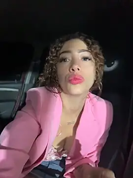Snapshot of roxyrougee chatting on 3, 5, 2026 roxyrougee online show from 3, 5, 2026