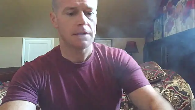 Snapshot of DILFiGuess11 chatting on 1, 6, 2026 DILFiGuess11 online show from 1, 6, 2026