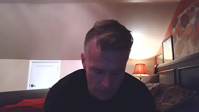 Snapshot of DILFiGuess11 chatting on 18, 6, 2026 DILFiGuess11 online show from 18, 6, 2026