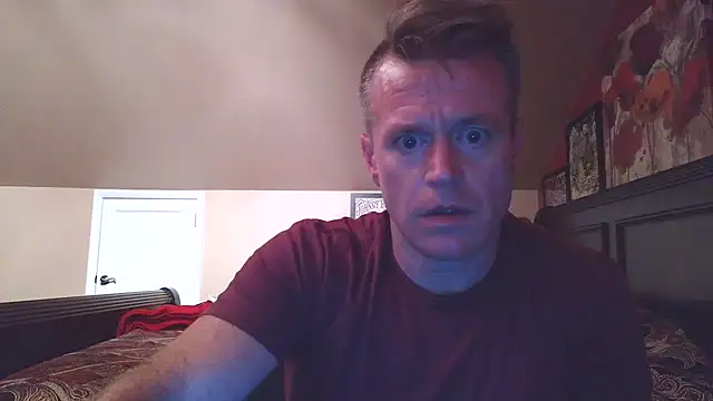 Snapshot of DILFiGuess11 chatting on 27, 6, 2026 DILFiGuess11 online show from 27, 6, 2026