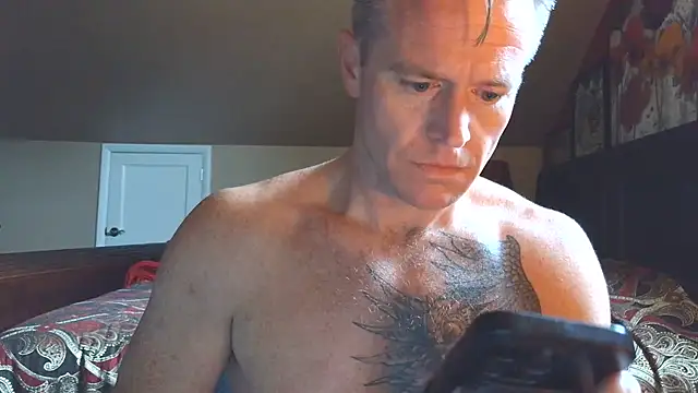 Snapshot of DILFiGuess11 chatting on 27, 6, 2026 DILFiGuess11 online show from 27, 6, 2026