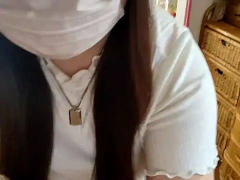 Snapshot of AYA_dayo chatting on 4, 11, 2025 AYA dayo online show from 4, 11, 2025