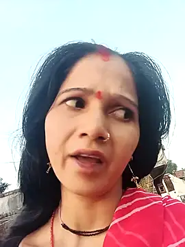 Jooli xx online show from 14, 9, 2025