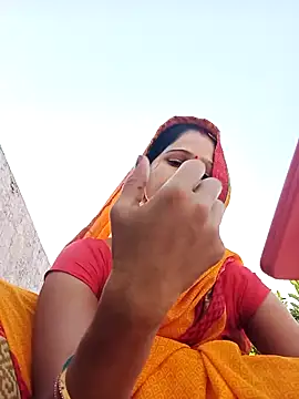 Jooli xx online show from 25, 9, 2025