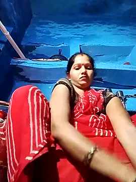 Jooli xx online show from 5, 10, 2025