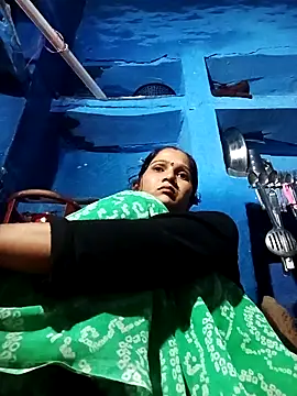 Jooli xx online show from 30, 10, 2025