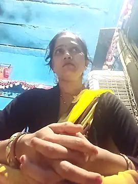 Jooli xx online show from 13, 3, 2026