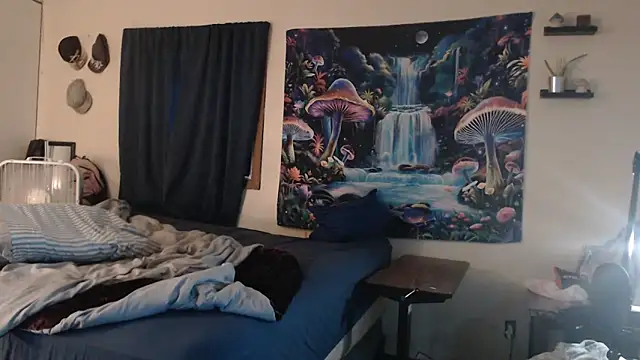 Snapshot of YoBlezz chatting on 15, 9, 2025 YoBlezz online show from 15, 9, 2025