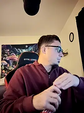 Snapshot of YoBlezz chatting on 26, 9, 2025 YoBlezz online show from 26, 9, 2025