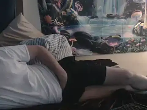 Snapshot of YoBlezz chatting on 22, 11, 2025 YoBlezz online show from 22, 11, 2025