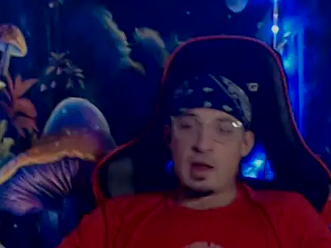 Snapshot of YoBlezz chatting on 26, 11, 2025 YoBlezz online show from 26, 11, 2025