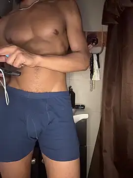 TRILLAHUNG online show from 30, 10, 2025