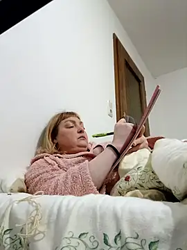 LiluLiluLilu online show from 4, 3, 2026