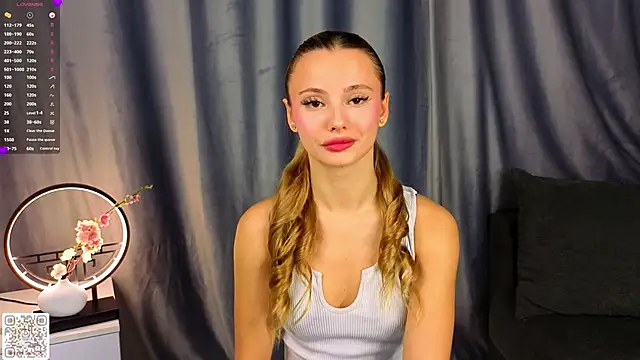 NaughtySeraphine online show from 25, 2, 2026