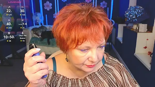 Kira Kenett online show from 4, 12, 2025