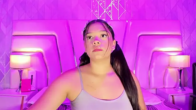 HatsaJones online show from 4, 2, 2026